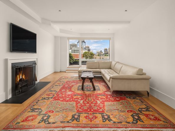 49 East 96th Street 17A, New York NY 10128