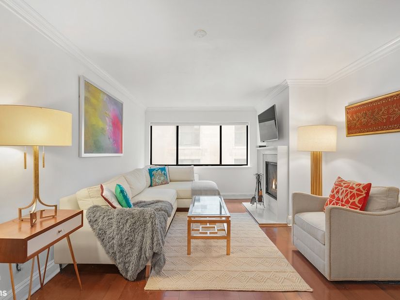 7 East 35th Street 10E, New York NY 10016
