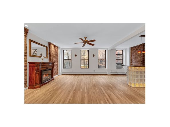 533 East 13th Street 1A, New York NY 10009