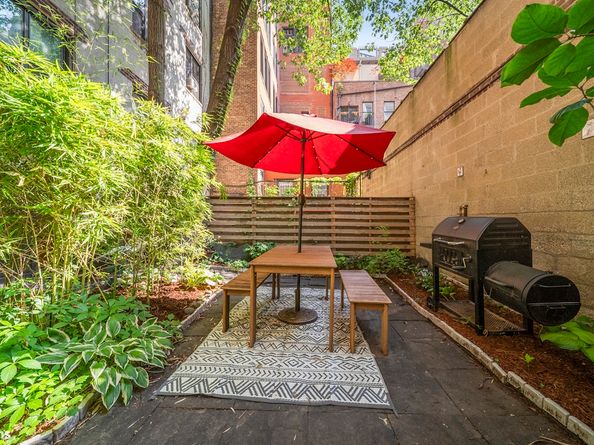 22 Irving Place 1A, New York NY 10003