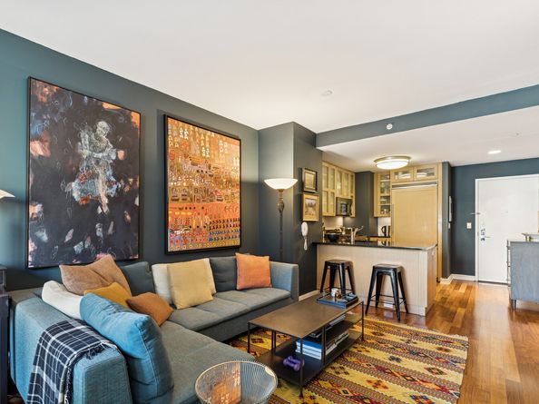 200 West End Avenue 10B, New York NY 10023