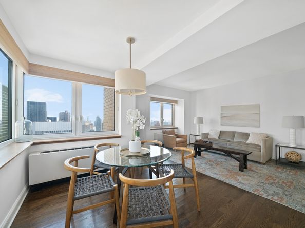 425 5th Avenue 47A, New York NY 10016