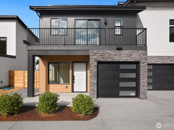 508 SW 137th Street B, Burien WA 98166