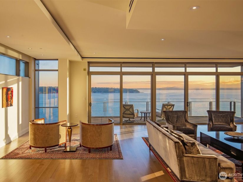 99 Union Street 1801, Seattle WA 98101