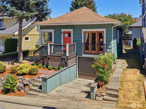 2204 3rd Avenue W, Seattle WA 98119