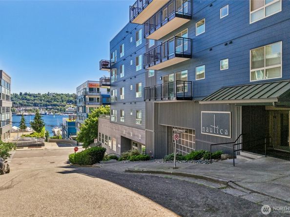 701 Galer Street 813, Seattle WA 98109