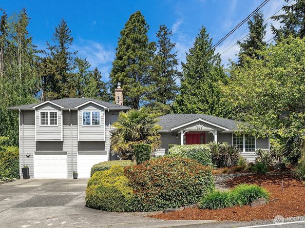 216 SW 192nd Street, Normandy Park WA 98166