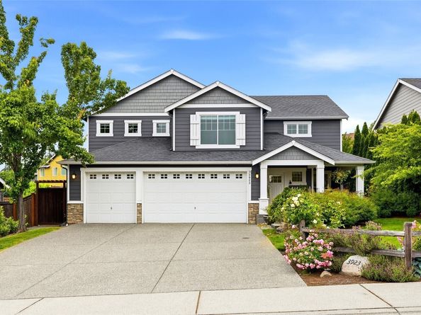 3923 221st Street SE, Bothell WA 98021