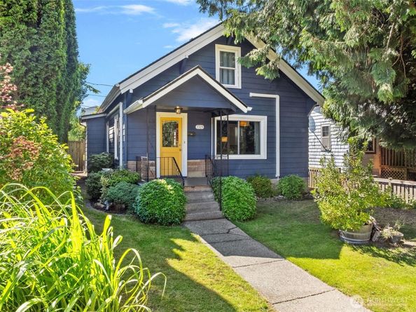 7729 12th Avenue SW, Seattle WA 98106