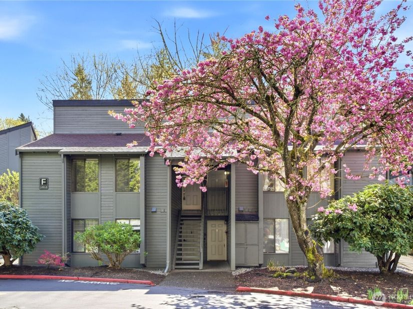 10013 NE 123rd Street FC, Kirkland WA 98034