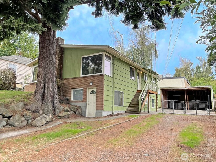 1706 NE 82nd Street, Seattle WA 98115