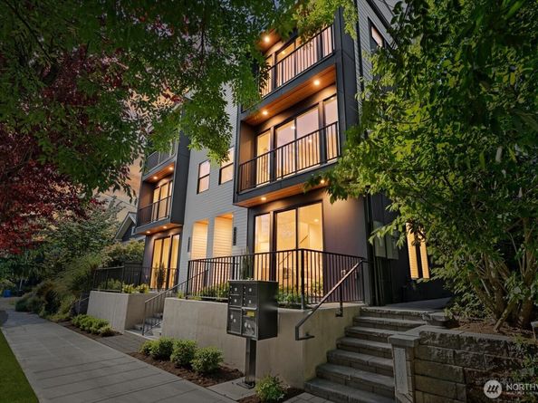 1762 NW 60th Street B, Seattle WA 98107