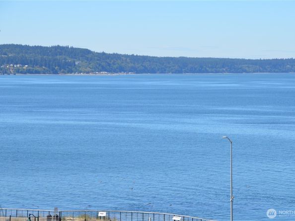 1010 1st Lane, Mukilteo WA 98275