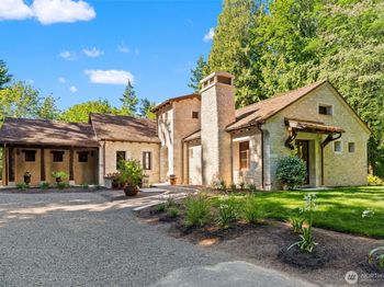 11008 N Deer Drive