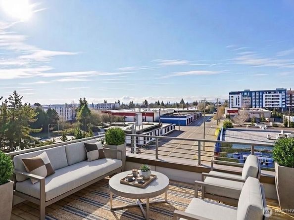 8501 14th Avenue NW, Seattle WA 98117