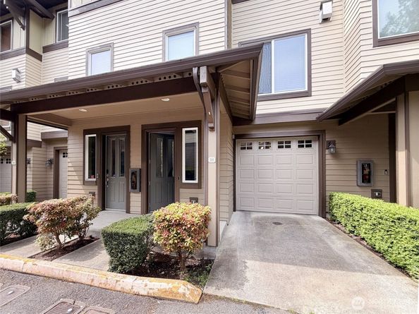 2115 201st Place SE D5, Bothell WA 98012