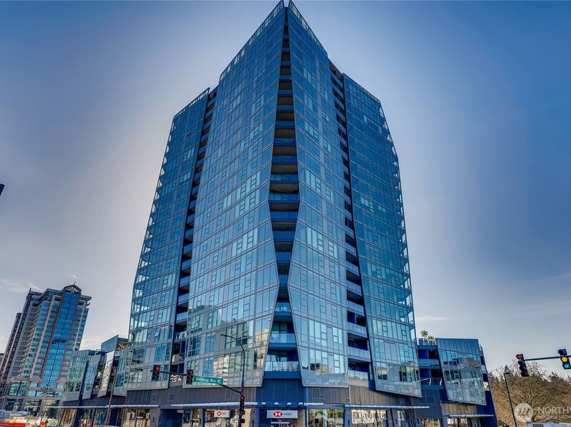 188 bellevue Way NE 805, Bellevue WA 98004
