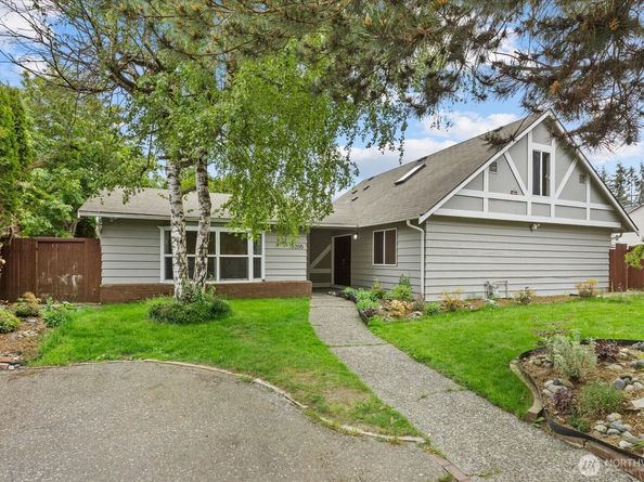 5205 173rd Place SW, Lynnwood WA 98037