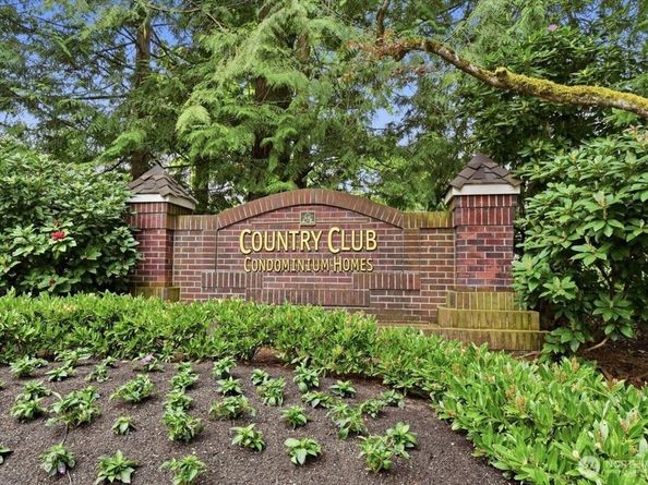 15433 Country Club Drive E305, Mill Creek WA 98012