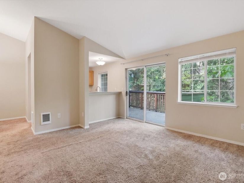 15433 Country Club Drive E305, Mill Creek WA 98012