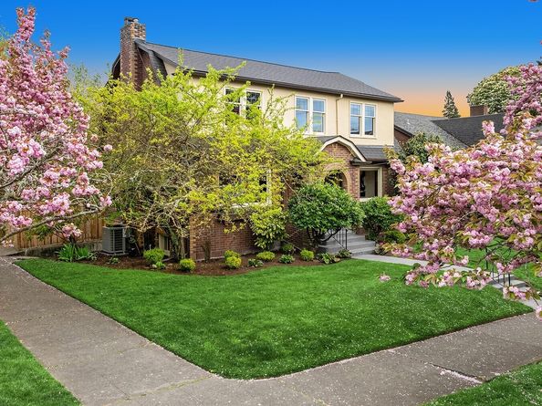 6856 17th Avenue NE, Seattle WA 98115