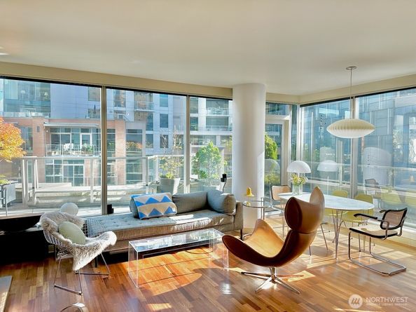 10610 NE 9th Place 509, Bellevue WA 98004