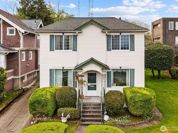 1613 24th Avenue, Seattle WA 98122