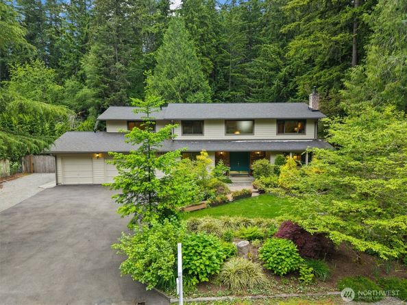 6923 237th Avenue NE, Redmond WA 98053