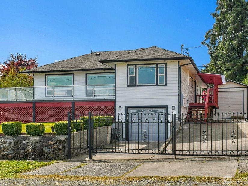11605 87th Avenue S, Seattle WA 98178