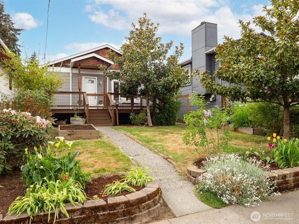 4513 Cascadia Avenue S, Seattle WA 98118