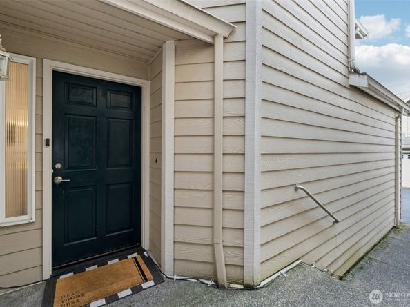 8125 212th Street SW 9, Edmonds WA 98026