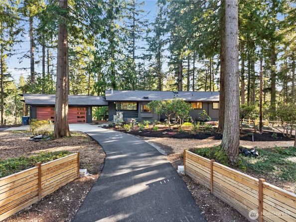 22016 Vine Road, Brier WA 98036