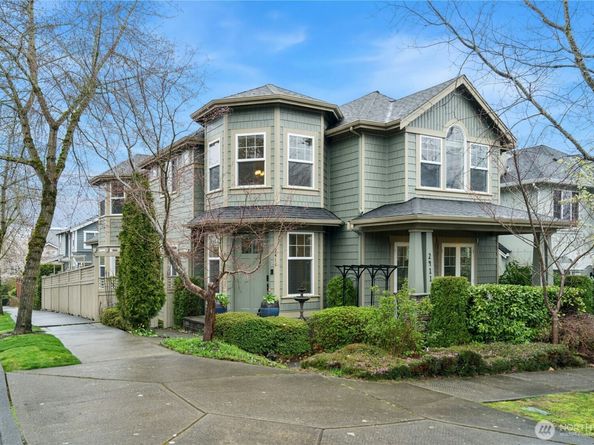 2411 30th Avenue NE, Issaquah WA 98029