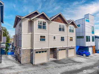 41 W Etruria Street