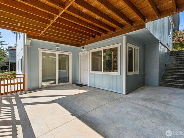 1720 N Wycoff Avenue, Bremerton WA 98312