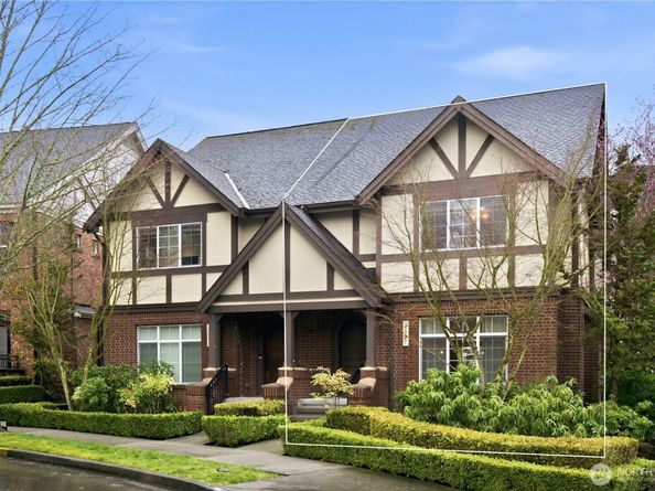 2557 NE Park Dr, Issaquah WA 98029