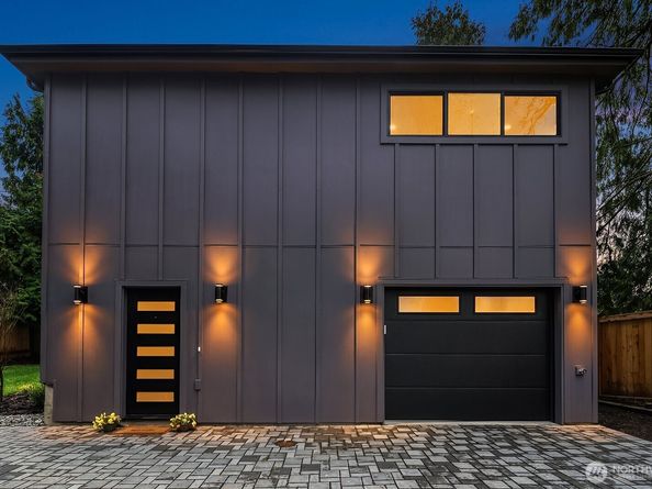 2613 NE 87th Street, Seattle WA 98115