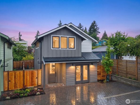 524 NE 89th Street B, Seattle WA 98115