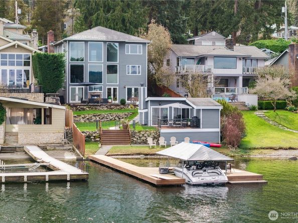 17714 SE 40th Place, Bellevue WA 98008