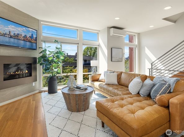 1704 E Marion Street, Seattle WA 98122