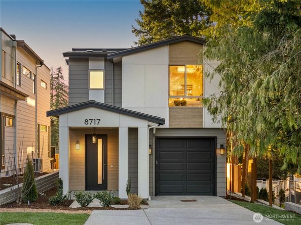 8717 126th Avenue NE, Kirkland WA 98033