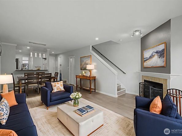 8013 NE 177th Ct 402, Kenmore WA 98028