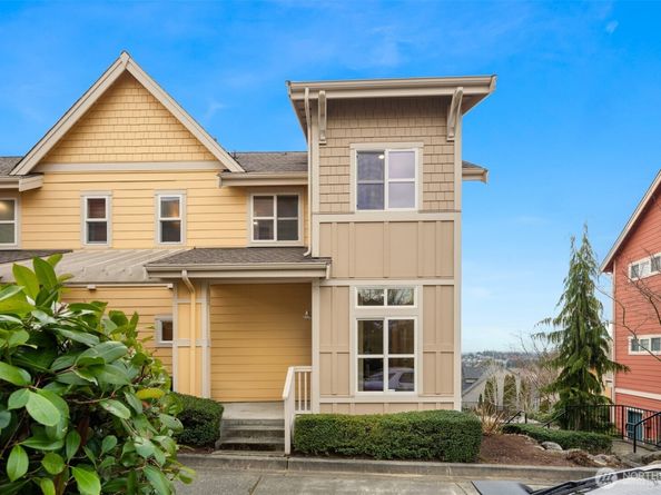 1937 18th Avenue NE, Issaquah WA 98029