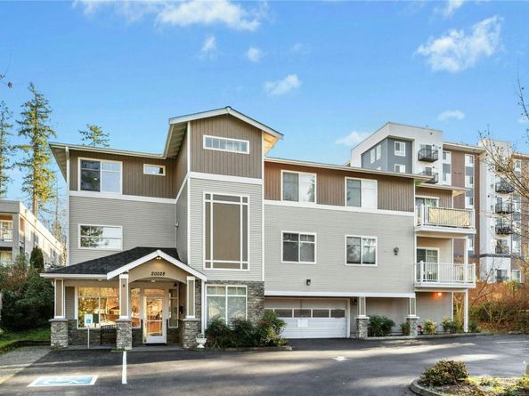 20028 15th Avenue NE 102, Shoreline WA 98155