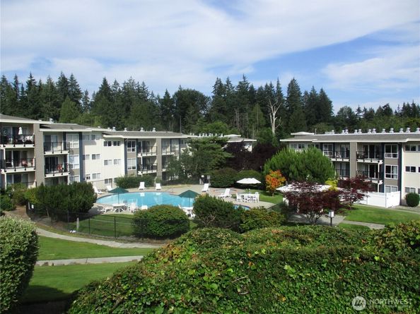 12631 NE 9th Place C305, Bellevue WA 98005