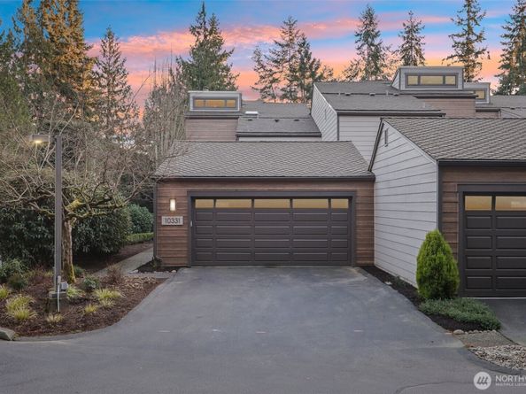 10331 NE 19th Place, Bellevue WA 98004