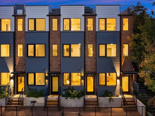 1421 19th Avenue D, Seattle WA 98122