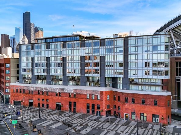 590 1st Avenue S 810, Seattle WA 98104