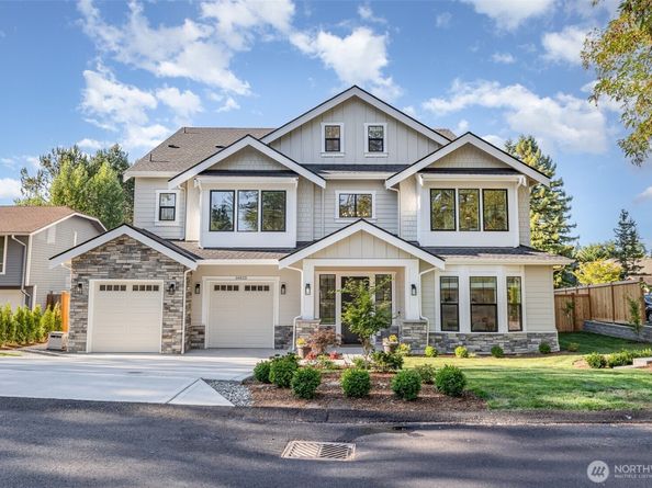 14820 NE 70th Court, Redmond WA 98052