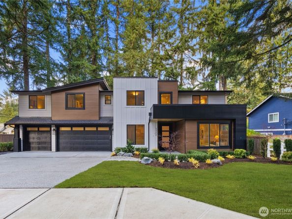 12206 NE 61st Street, Kirkland WA 98033